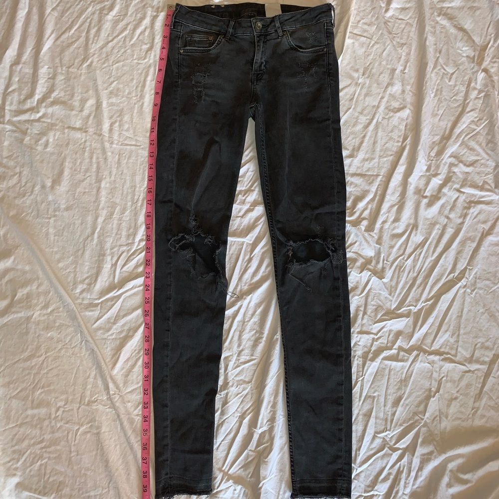 &Denim Black/Gray Distressed Skinny Jeans